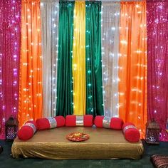 Mehndi Decoration Ideas, Mehndi Decoration, Mendhi Decor, Indian Wedding Stage, Mehendi Decor Ideas, Ganpati Decoration At Home, Wedding Background Decoration