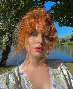 Orange Hair Color Ideas, Orange Hair Color, Cheveux Oranges, Layered Haircuts For Medium Hair, 50 Hair, Summer Haircuts