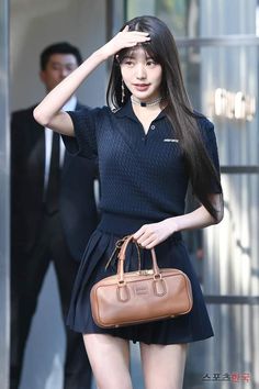 Wonyoung Outfit Ideas, Shirt Skirt Outfit, Won Young, Kpop Ive, Outfit Ideas Casual, Miu Miu Bag, Royal Outfits, Living Dolls