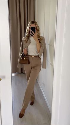 fashion blazer trend tailored suit pants brown loafer shoes white top brown leather belt classy women’s style work outfit spring summer outfit   #springfashion #workoutfitideas #officeattire #professionalstyle #springworkwear #fashioninspo #workoutfitinspiration #springwardrobe #9to5style #corporatefashion Female Lawyer Fashion, Corporate Baddie, Classy Business Outfits, Business Professional Outfits, Lawyer Fashion, Lawyer Outfit, Business Attire Women, Corporate Attire, Corporate Fashion