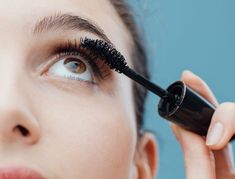 Few things are as annoying as mascara that smudges after a little wear. To solve this pet peeve once and for all, we asked three makeup artists how to prevent smudging, from makeup prep to skincare and mascara formulas. Here are the simple things you can do to keep your mascara from running and transferring. #beautyhacks #beautytips #details #makeuphacks #realsimple #womensfashion Dry Mascara, Lengthen Eyelashes, Makeup Prep, Maybelline Mascara, Drugstore Mascara, Tubing Mascara, Mascara Tips, Best Mascara, Eye Mascara