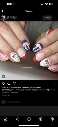 Preppy Nail Ideas, College Nails, Cute Nails Ideas, Disney Nail Designs, Preppy Nails, Gel Polish Nails, Disney Nail Art, Nail Aesthetic, Disney Nail