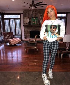 Siangie Twins, Baddie Clothes, Weekend Fashion, Tomboy Outfits, Chill Outfits, Cute Swag Outfits, Plaid Pants, How To Pose, Dope Outfits