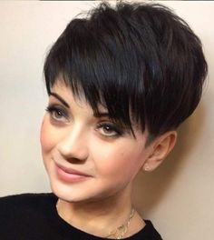 Short Hairstyles Ideas, Short Hair Images, Short Haircut Styles, Chin Length, Super Short Hair, Edgy Short Hair, Very Short Hair, Short Hair Color