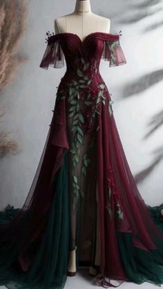 Prom Dress Vintage, डिजाइनर कपड़े, Burgundy Prom, Vintage Prom, Burgundy Prom Dress, Prom Dress Inspiration, Prom Dresses Vintage