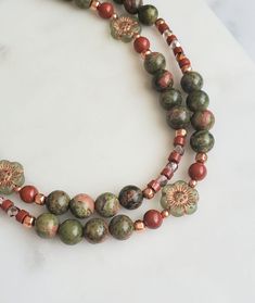 Flower Bead Necklace, Green Bead Necklace, Green Crystal Necklace, Red Jasper Necklace, Green Beaded Necklace, Gemstone Beaded Necklace, Jasper Necklace, Necklace Red, Classy Jewelry