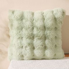 Fluffy Plush Square Pillow / White Mint Green Pillowcase Mint Green Bedroom, Fluffy Throw Pillows, Mint Pillow, Green Bedroom Decor, Green Cushions, Cozy Pillow, Stylish Beds, Green Pillows, Fluffy Pillows