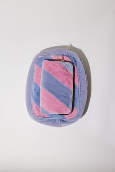 A luxurious toiletry case that will not disappoint. Made by hand from 100% organic cotton velvet, this voluminous storage bag has a padded look and feel that provides extra protection for your belongings. Features a limited edition striped block print by Ellies and Ivy, our go to Danish brand for on-the-go necessities. Available in 3 colors. Cos Bags, 80s Accessories, Green Monochrome, Beauty Pouch, Slouch Socks, Toiletry Pouch, Hair Skin Nails, Zippered Pouch