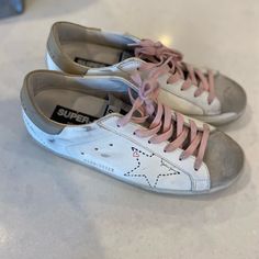 Great Condition! Size 39 Hot Pink Preppy, Shoes Golden Goose, Pink Preppy, Pretty Shoes Sneakers, Goose Shoes, Golden Goose Shoes, White Star, Pretty Shoes, Golden Goose