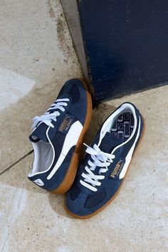 Sneakers Design, Puma Palermo, Casual Shoes For Men, Funky Shoes, White Puma, Puma White, Hype Shoes, Shoe Inspo