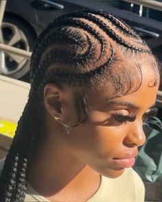 All White Outfits For Black Women, White Outfits For Black Women, Straight Backs Braids, Quick Braid Hairstyles, Keys Braids, All White Outfits, Straight Back Braids, Outfits For Black Women