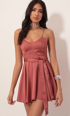 Girl Skater, Pleated Skater Dress, Skater Girl Dress, High Waist Short, Mauve Dress, Dressy Dresses, Sparkly Earrings, Dresses Short, Skater Dress