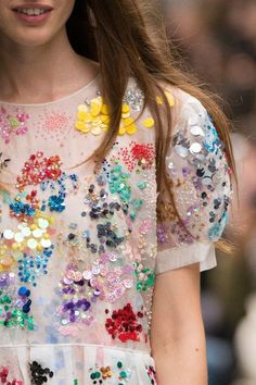 Ashish at London Spring 2016 (Details) Couture Dior, Detail Couture, Tambour Embroidery, London Spring, Fashion Weeks, 2016 Fashion, Live Video