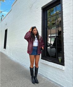 Traje Cowgirl, Winter Nyc, Skirt Outfits Fall, Bar Outfit, Estilo Indie, Downtown Outfits, Vegas Outfit, Skandinavian Fashion