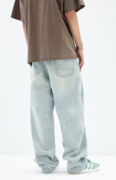 Experience laid-back comfort with PacSun's Light Tinted Indigo Baggy Jeans. These jeans feature a lived-in feel with a zip fly closure and a tinted indigo wash. Crafted from rigid cotton, they offer a wide leg and a five-pocket body, combining durability with casual style for everyday wear.


	Model is wearing size 32
	Model Measurements: 6'0” Height, 28” Waist, 32” Inseam Mens Baggy Clothes, Light Wash Jeans Outfit Men, Best Baggy Jeans, Casual Mens Fashion Summer, Guy Pants, Baggie Jeans Outfit, Light Wash Jeans Outfit, Mens Baggy Jeans, Light Wash Baggy Jeans