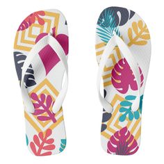 tropical leaves women's size 7, men's size 6 Pretty Flip Flops, Bridesmaid Flip Flops, Comfy Flip Flops, Trendy Bridesmaids, Girls Flip Flops, Teal And Pink, Shoe Gifts, Tropical Leaves, Flip Flop