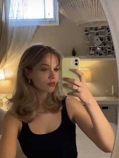 Blonde Hair Inspiration, Hair Stylies, Short Hair Haircuts, Cut My Hair, Hair Inspo Color, Haircut Ideas, Aesthetic Hair