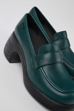 Thelma Green Formal Shoes for Women - Spring/Summer collection - Camper USA Green Leather Heels With Cushioned Footbed, Green Formal Shoes, Formal Shoes For Women, Strong Feminine, Camper Shoes, Ballerina Shoes Flats, Shoes Heels Wedges, Spring Summer Collection, Boys Boots