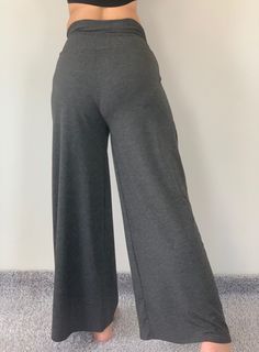 "Tie Dye Stretch Wide Leg Yoga Pants High Waist, Tie Dye High Waist Stretch Bottoms Long Yoga Pants Fold-over Waist Wide Leg #Yoga Pants, Long Leggings,Distressed, Tie Dye, Stretch, Full length ,ExercisePant, Fold Over Waist, Flaredleg, Tights, Gym Pants, Workout Pants A brand-new, unused, and unworn item (including handmade items) Material:100%Rayon Occasion: Casual Sizing & Fit Fit and Feel: Fitted, Stretch to fit pants made of super soft fabric., Waist 24-40\" Hip 44\" Inseam 25\" Length Long Yoga Pants, Cotton Ball Lights, Handmade Pants, Wide Leg Yoga Pants, Leg Yoga, Fisherman Pants, African Dashiki, Harem Pants Women, Gym Pants