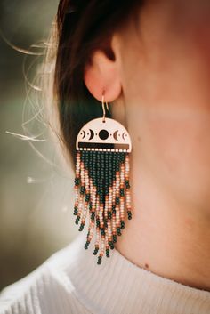 Beautiful, handmade beaded fringe earring on 'moon phase' pendant. Moon Seed Bead Earrings, Moon Fringe Earrings, Fringe Earring, Green Moon, Bead Fringe, Beaded Earrings Diy, Earrings Diy, Beaded Fringe, Seed Bead Earrings