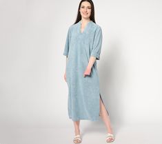 This caftan wraps you in the plushness of CozyTerry fabric, creating an oasis of relaxation and sophistication. The resort-ready piece is perfect for lounging at the pool or a vacation by the beach. Side slits provide ease of movement, the V-neckline frames the decollete perfectly, and wide sleeve openings offer added comfort and drape. From Barefoot Dreams. Casual Robe For Relaxation, Summer Casual Lounging Robe, Casual Summer Lounging Robe, Casual Summer Robe For Lounging, Relaxed Fit V-neck Cover-up For Loungewear, Chic V-neck Beach Sleepwear, V-neck Beachwear Kaftan For Loungewear, Casual V-neck Kaftan For Loungewear, Relaxed Fit Kaftan With Kimono Sleeves For Loungewear