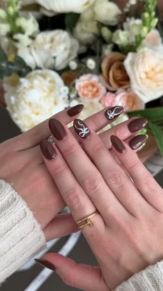 Fall Nail With Design, How To Paint Bows On Nails, Brown Nails With Initial, Bow Fall Nails, Brown Nails With Bow, Small Nail Designs Simple, Coquette Fall Nails, Fall Nails With Bows, Brown Bow Nails