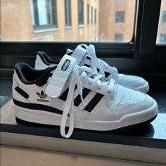 Brand New Never Worn Adidas Forum Low Sneaker In The White And Black Combo. Size 7.5 Women’s / 6 Men. Adidas Forum Low Women Outfit, Adidas Forum Black, Shoes To Get, Adidas Forum Low Black, Adidas Low Forum, Forum Low Adidas, Forum Adidas, Black Sneakers For Women, Best Shoes For Women