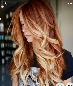 #ιδεεςγιακουρεματα #HairStyleIdeas #FluffyBobBlackWomen #SoftballHairstyles #SunkissedHaiRBrunette #EmoShag #CooperBalayageBrunettes #PromHairstyles #ロブレイヤー #裾カラーボブ #StylesDeCheveuxCourts #CoiffureFemmeTresse #CoiffureUndercut #ShortHairCut #CapelliCortiSottili #TreccineBoy #TrecceFaciliBoy #CuteBoxBraidsHairstyles #ShaggyShort #CurlyHairTips #BlackNoir #ReallyShort #AliciaKeysFulaniBraids #IdeesCoiffure #Mal #Formatura #HairstyleInspiration #AliciaKeysFulaniBraids #BackToSchoolHairstyles Red Hair Blonde Tips, Red Hair With Blonde Peekaboos, Red To Blonde Ombre Hair, Dark Red Hair With Blonde Highlights, Cherry Blonde Hair, Red Hair Highlights, Cherry Blonde, Brown Strands, Red Balayage Highlights