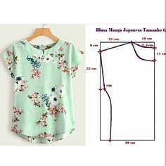 an image of a woman's blouse pattern with measurements and measurements for the top