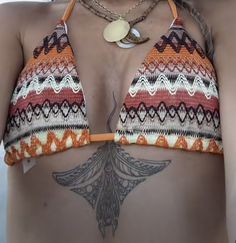 Manta Ray Chest Tattoo, Manta Ray Sternum Tattoo, Stingray Sternum Tattoo, Stingray Tattoo Back, Tattoo Swimsuit, Tattoos Hip, Manta Ray Tattoo, Tattoos Quote, Tattoos Abstract