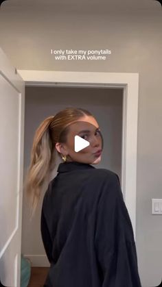 Leslie Catherine on Instagram: "the best voluminous ponytail hack!!💓" Pull Through Ponytail, Ponytail Hack, Voluminous Ponytail, Colored Curly Hair, Fashion Fail, Updo Hairstyles, Red Lingerie, Pull Through, Hair Art