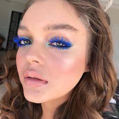 7 Ways To Wear Blue Mascara - Beauty Bay Edited 2020 Makeup Trends, 2020 Makeup, Blue Makeup Looks, Mekap Mata, Summer Makeup Looks, Viva Glam