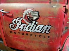 Door Advertising, Indian Motorcycle Logo, Indian Motors, Rockabilly Cars, Truck Logo, Vintage Indian Motorcycles, Motorcycle Logo