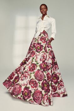 The Obsession Skirt is cut from our signature Italian silk gazar, and is bursting with incredible blooms. A beautiful floor length skirt, fully lined in silk, and perfect for any special occasion. This style is part of the Suzannah London Atelier Collection, and has a lead-time of approximately 4 weeks from placement of order. --- - Outer: 100% Silk Gazar- Lining: 100% Silk - Specialist Dry Clean Only- Made in London --- - Fits true to size- Measure your bust, waist and hips against our Size Gui Suzannah London, London Fits, Silk Gazar, London Boutique, Occasion Wear Dresses, Dream Wedding Ideas Dresses, Classy Dress Outfits, Floor Length Skirt, Special Dresses