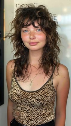 9000+ hair styles, long hair styles, hair color, Trendy and Unique Hairstyle --- Wedding Hair, Girl Hair Woman Shag Hairstyle Round Face, Shag Hairstyles Round Face, Shag Round Face, Shoulder Length Haircut For Wavy Hair, Choppy Long Hair, Shag Haircut Round Face, Round Face Hairstyles, Non Binary Haircuts, Versatile Haircut