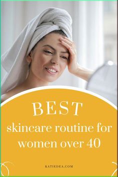 Tired of dealing with wrinkles and breakouts? Follow this skincare routine for women over 40 to achieve radiant skin. Our guide highlights the best skincare products for women over 40, focusing on anti-aging skincare and non-toxic skincare products. Embrace clean beauty products and effective lifestyle changes. This perimenopause skin guide provides everything you need to maintain beautiful, glowing skin in your 40s and beyond. Contouring Techniques, Haut Routine, Beautiful Glowing Skin, Toxic Skincare, Streetwear For Men, Clean Beauty Products, Best Skin Care Routine, Skin Secrets, Best Skincare Products