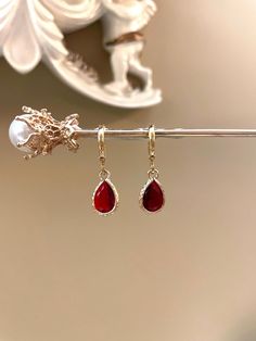 ♥Product Details♥ - Vintage Ruby Red Teardrop Jewel Huggie Hoop Earrings - Huggies size 12mm x 14mm - High quality 14K gold plated huggies - High quality glass bead jewel  - SOLD BY A PAIR - Color may vary batch by batch or due to lighting ♥Materials♥ - All the raw material selected is high-quality - All the earrings are hypo-allergenic & nickel free ♥Shipping♥ Ready to ship from 1-3 business days. <> Please kindly leave your contact phone number when ordering (Esp. for Canada, Sweden & Australi Gold Jewelry Prom, Earrings Huggies, Earrings Outfit, Prom Earrings, Earrings Teardrop, Beaded Jewels, Red Jewelry, Ruby Earrings, Jewelry Lookbook