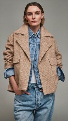 Denim On Denim, Urban Outfits, Outfit Casual, Trench Coats, Moda Fashion, Denim Fashion