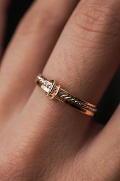 Duo Link Ring, Mixed Metals 14kt Gold Rings, Rings Collection Aesthetic, Mix Metal Rings, What Fingers To Wear Rings On, Dainty Rings Gold, Daily Ring Stack, Silver And Gold Ring Stack, Pinky Ring Stack, Mixed Metal Wedding Ring