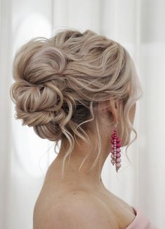 Wedding Hairstyles For Mother, Long Hair Styles Elegant, Updos Thick Hair, Soft Loose Updo, Bride Updo Hairstyles For Long Hair, Bridesmaids Hairstyles Updo, Maid Of Honor Updo Hairstyles, Mother Of The Bride Updo Hairstyles, Wedding Hair For Mother Of The Bride