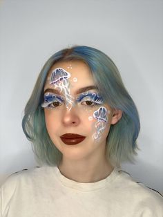 Jellyfish Makeup Halloween, Face Painting Creative, Jellyfish Face Painting, Cool Halloween Face Paint, Jellyfish Makeup Ideas