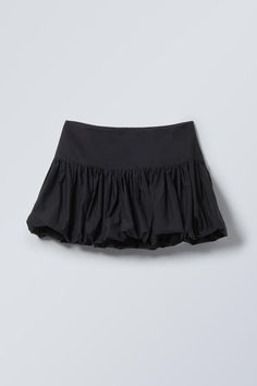 balloon mini skirt - Black | Weekday WW Black Puffy Skirt Outfits, Black Puffy Skirt, Poofy Skirt, Festival Attire, Silk Mini Skirt, Balloon Skirt, Festival Outfits Rave, Puffy Skirt, Rock Outfit