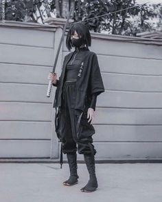 Techwear Outfits, Urban Ninja, Female Pose Reference, Cyberpunk Fashion, Black Clothing, Foto Poses, Poses References