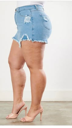 Bridal Anklet, French Terry Pants, Female Legs, Denim Skort, Big Legs, Curvy Shorts, Trendy Denim, Dress Denim