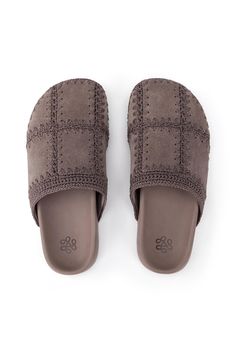 Effortless, comfortable and sustainably made, these classic clogs are a year-round essential. Featuring a fuss-free backless design set atop a smooth leather footbed, you’ll love the Bolinas for all-day wear, whether you’re staying in or heading out. Exterior: Hand-crochet, Recycled Polypropylene Yarn Interior: Cotton Jersey Lining, Leather Slip-on entry REPREVE recycled crochet string, Leather insole, Padded footbed Recycled Crochet, Afro Punk Fashion, Xmas Wishlist, Funky Shoes, Womens Summer Shoes, Hype Shoes, Backless Design, The Sak, Everyday Outfit