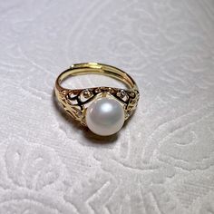 New Gold Plated Natural Pearl Adjustable Ring With Zircon Silver Pearl Rings, Pearl Rings In Gold For Women, Pearl Wedding Ring Vintage, Vintage Pearl Rings, Gold Pearl Engagement Ring, Pearl Engagement Ring Vintage, Vintage Pearl Jewelry, Pearl Wedding Ring, Natural Pearl Ring