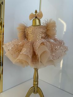 Gold Sequined Baby Girl Dress, Toddler Pageant Dress for Girls, Puffy Girl Dress, Baby Tulle Dress, Gold Princess Dress, Baby Birthday Dress This brown baby dress is specially designed and handmade for your baby girl. Your girl will be like a princess with these dresses that she can wear on special occasions such as birthdays, weddings and christmas. This dress, which will create your girl's style with a clasp, is ideal for special occasions. Check out our baby girl dresses selection for unique Gold Ruffled Tutu Dress For Wedding, Gold Tulle Dress With Ruffles, Party Baptism Dress With Tulle Ruffles, Party Baptism Dress With Ruffles And Tulle, Gold Tulle Tutu Dress With Ruffles, Cute Gold Party Dress, Gold Ruffled Dress For Birthday, Princess Gold Tutu Dress With Ruffles, Gold Princess Tutu Dress With Ruffles