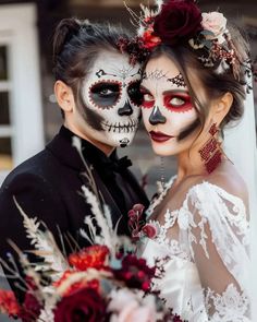 Halloween Wedding ❤ Would you like to get married on the scariest day of the year? Give a new meaning to ‘til death do us part’, with Halloween wedding ideas. #halloween #halloweendecor #halloweenideas #wedding #weddingdecor #weddingforward #halloweensweets Wedding Ideas Halloween, Halloween Wedding Ideas, Halloween Weddings, Wedding Forward, Unique Halloween, Spooky Decor, Ideas Halloween, Halloween Wedding, Inspiration Wedding