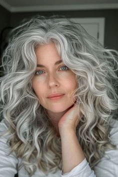 Silver Wavy Hair, Gray Hair With Blonde Highlights, Platinum Gray Hair Silver, Smokey Grey Hair, Color Hair Trends 2024, Aging Gracefully Hair, Curly White Hair, Curly Silver Hair, Long Hair Older Women