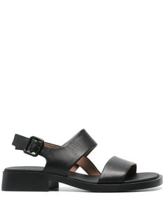 black leather square open toe single toe strap branded footbed flat rubber sole buckle-fastening slingback strap Back Strap, Back Strap Sandals, Chunky Sandals, Flatform Sandals, Summer Staples, Sandals Black, Black Flats, Leather Accessories, Strap Sandals